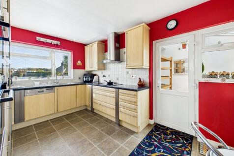 CAM05192G0-PR0183-STILL008