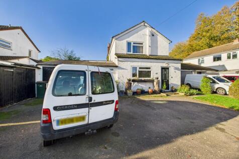 CAM05192G0-PR0183-STILL037