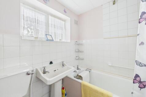 CAM05192G0-PR0184-STILL010