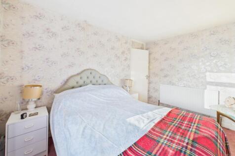 CAM05192G0-PR0184-STILL012