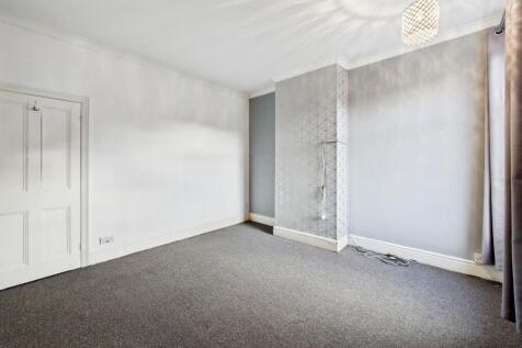 CAM05192G0-PR0186-STILL020