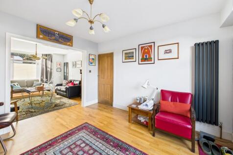 CAM05192G0-PR0185-STILL007