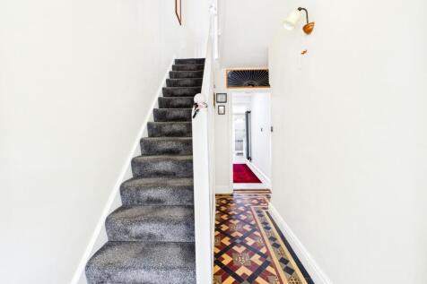 CAM05192G0-PR0185-STILL016