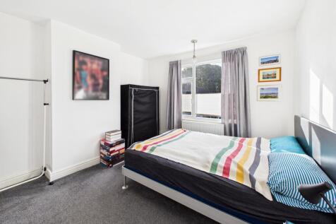 CAM05192G0-PR0185-STILL017