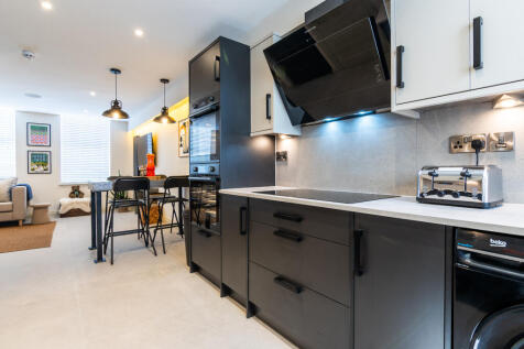 65 Greenbank - Web-Social-67