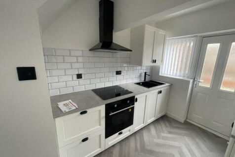kitchen 2.jpeg