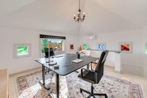 Property Image 37