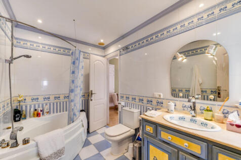Property Image 38
