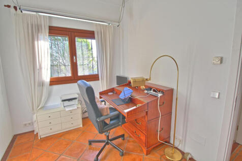 Property Image 35