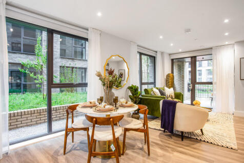 69804_Show-Flat-Heathside (10).jpg