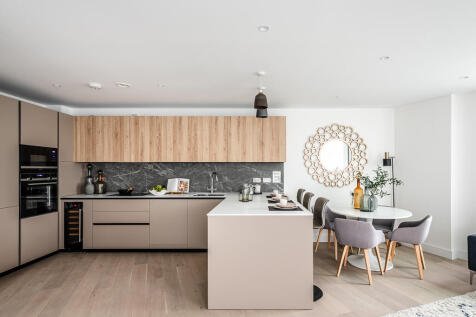 Hoxton House F9 - Low Res 12.jpg