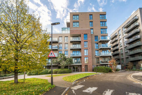 1373521-1-69009fb...