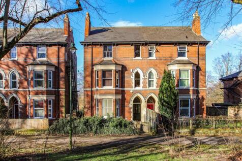 115 WATERLOO CRESCENT.jpg