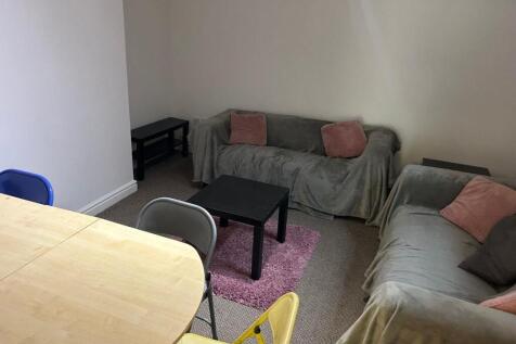 lounge reverse.jpg