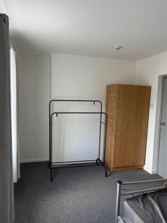 Bedroom 3 Pic 3.jpg