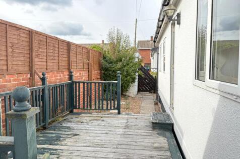 WhatsApp Image 2025-09-30 at 09.50.20_7dcf1e62.jpg