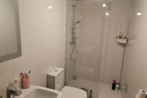 shower room.jpg