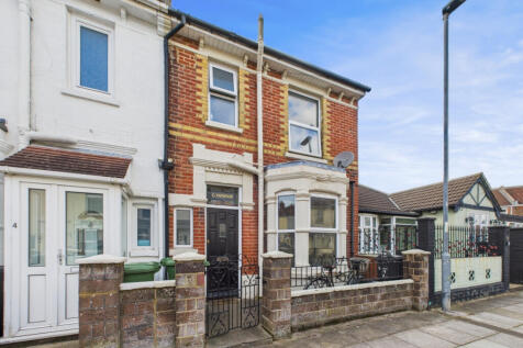 Welcome to Hollam Road, Southsea