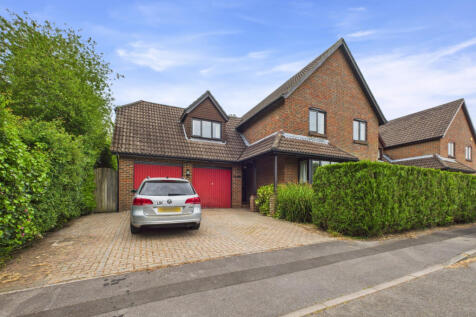 Welcome to Byfields, Spring Lane.
