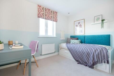 The fifth bedroom is a flexible space and be an ideal guest bedroom
