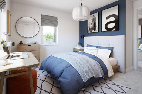 Double bedroom with ample storage space