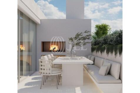 Cuckoo&#39;s Villas model terrace
