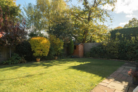 1370688-4-68fb648...