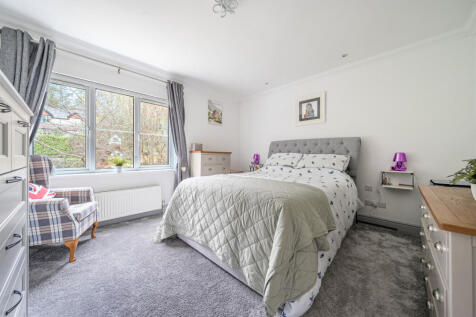 1373110-3-6904dc2...