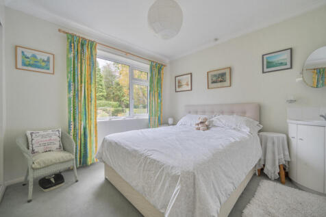 1375227-34-690b29...