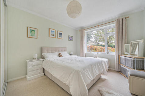 1375227-40-690b2a...