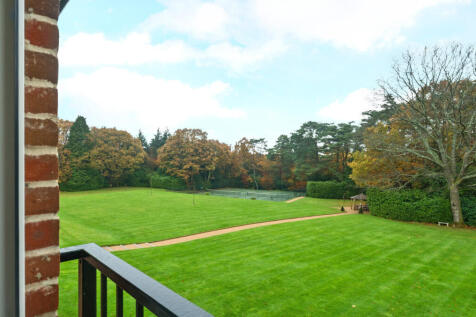 1375630-16-690dc6...