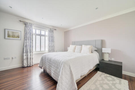 1375630-8-690dc57...