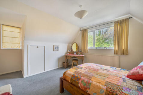 1381173-11-691af8...