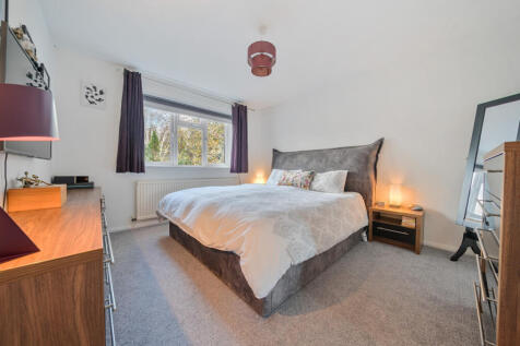 1385016-15-6925c6...