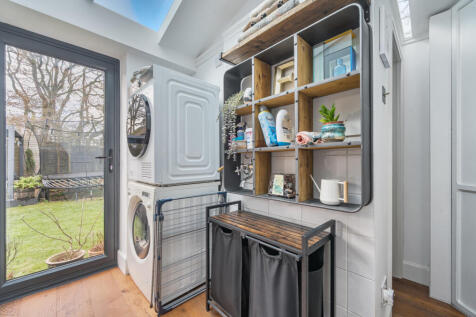 1384343-20-6925b2...