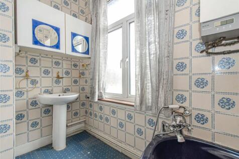 Bedroom 3 En-Suite B