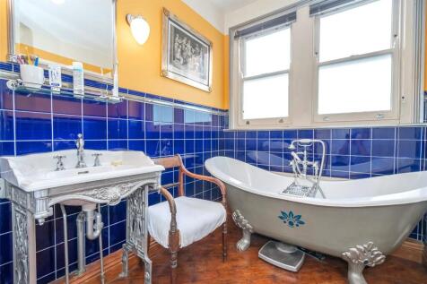 Bathroom B