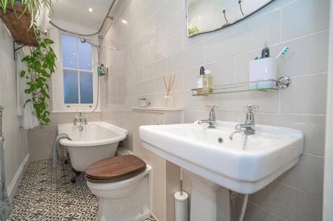 Bathroom B