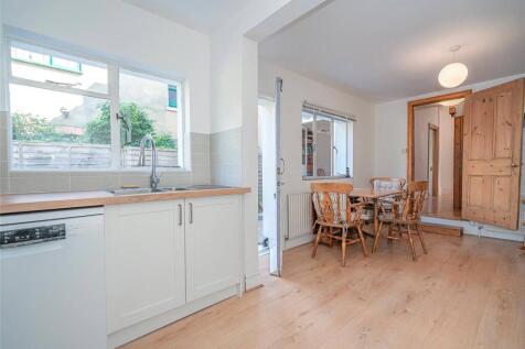 Kitchen E