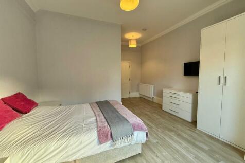 Bedroom.jpg