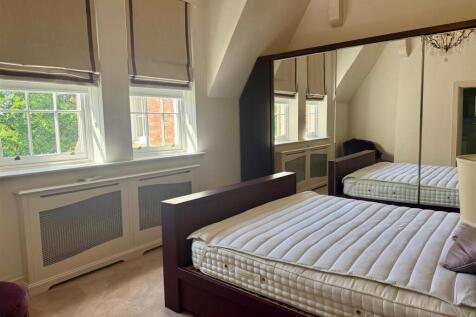 Bedroom.jpg