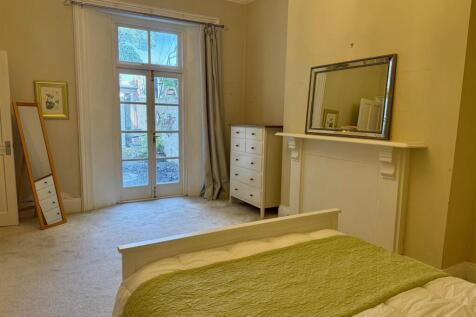 Bedroom One.jpg