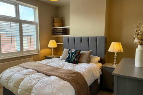 Master Bedroom.jpg