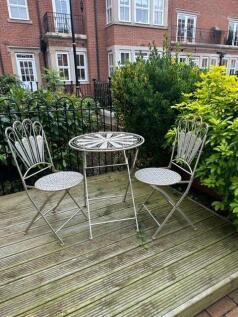 Rear Garde patio.jpg