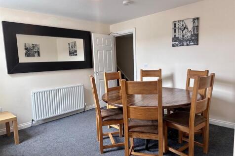 Dining Room.jpg