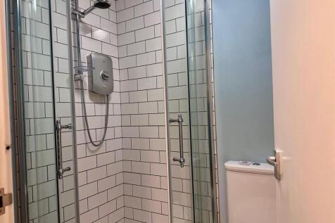 Shower Room.jpg