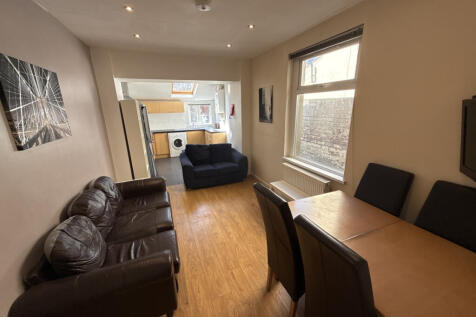 4 Bedroom Student Accommodation.