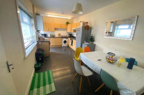 4 Bedroom Student Accommodation.