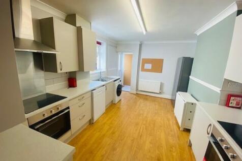 6 Bedroom Student Accommodation.