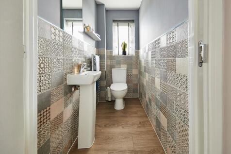 Personalise your handy cloakroom to match your style